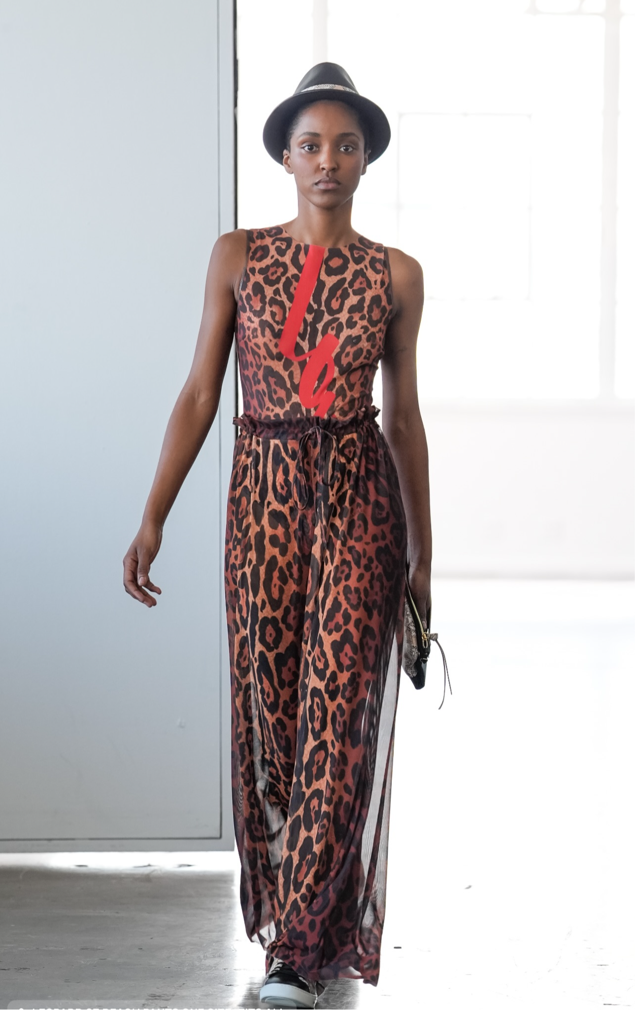 Love One-Piece Sleeveless Swimsuit